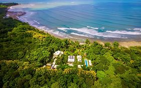Blue Osa Beach Resort & Spa